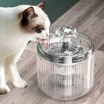 New 2.6L Automatic Loop BPA-free Pet Water Fountain Large Capacity Silent Non-toxic Odorless Pet Water Fountain